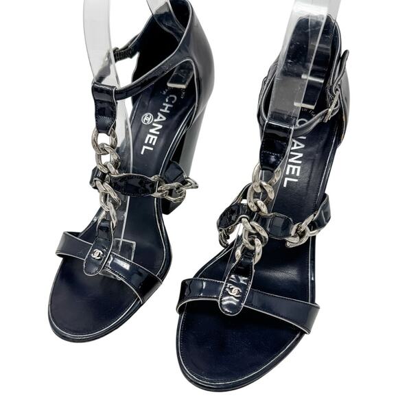 Chanel Patent & CC Logo Chain Link Navy Silver Block Heel Sandals size 39.5 - Picture 7 of 16